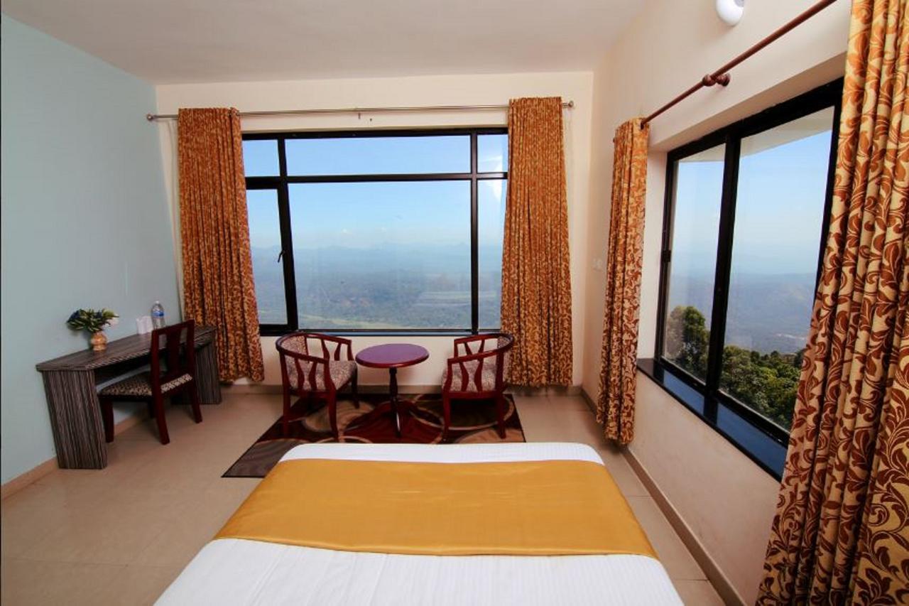 Tea Mount Resort Munnar Exteriör bild